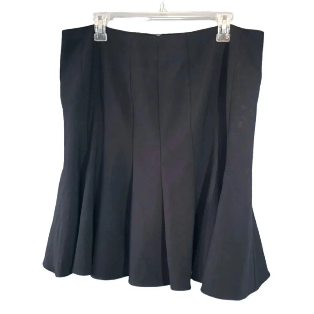 New York And Company Black Trumpet Skirt Size 18 NWT